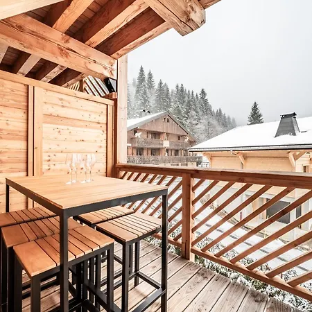 Rivulet, Chatel- By Emerald Apartament